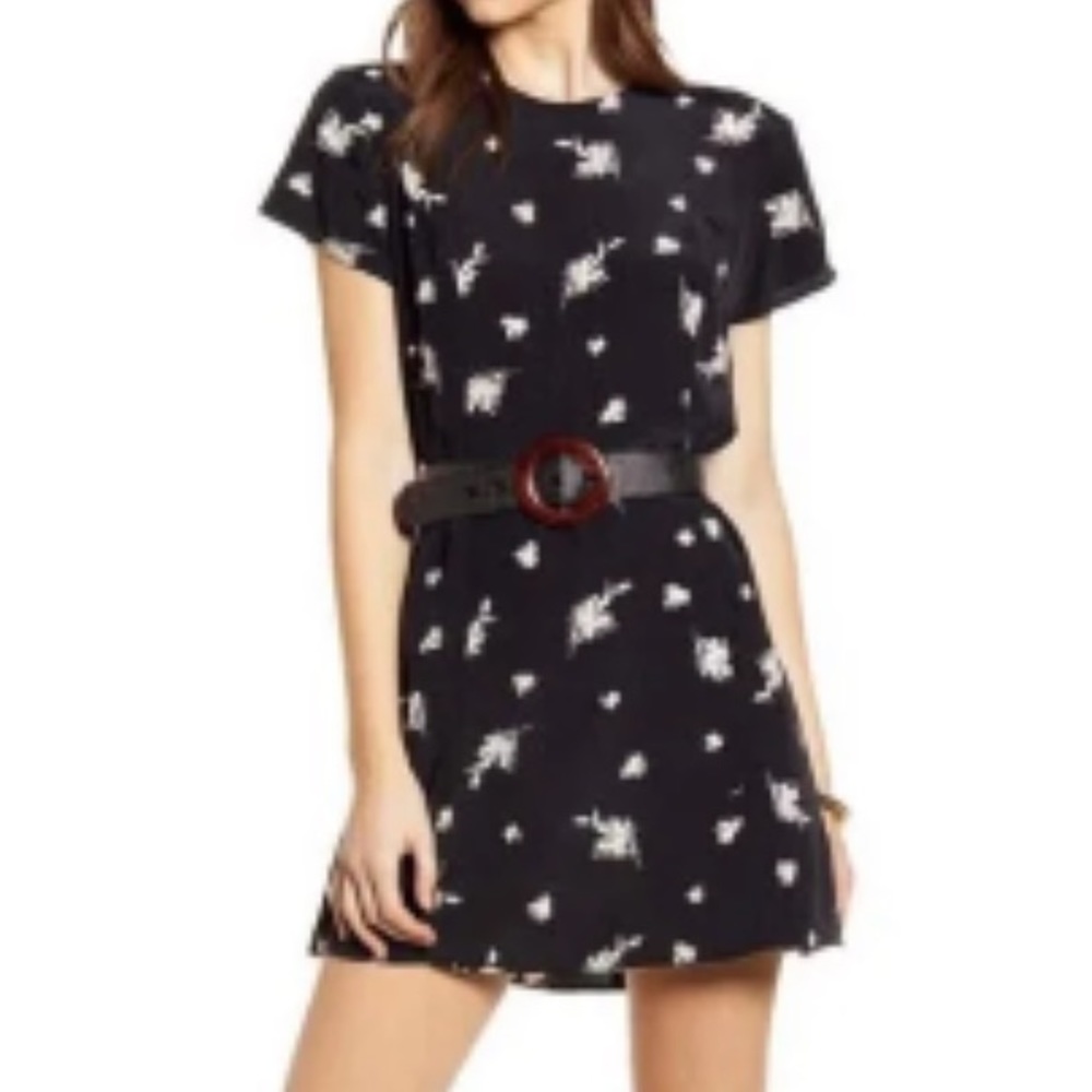 Something Navy Black Etch Flower Dress